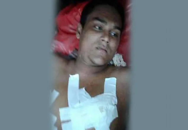 শোলাকিয়ায় হামলাকারী শফিউলের লাশ মায়ের কাছে হস্তান্তর 