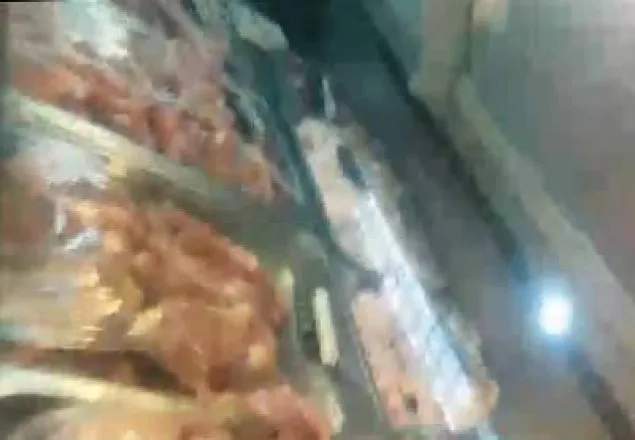 শনিবারের মাংস বিক্রি সোমবারে