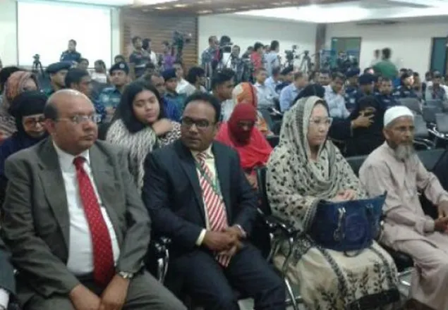 নিহত চার পুলিশ পরিবারকে ৭০ লাখ টাকা অনুদান