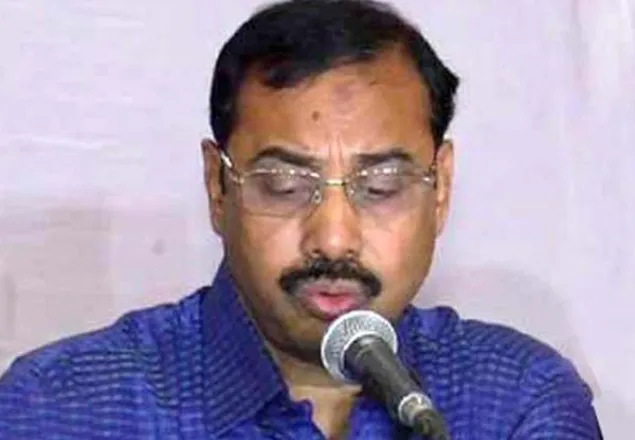 বরাদ্দ পেতে মেয়রের কাছে ঘুষ চান কর্মকর্তারা