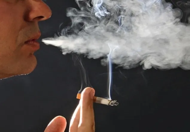 ধূমপান ছাড়লে বন্ধুর সংখ্যা বাড়ে : গবেষণা
