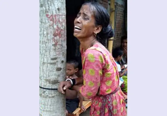 মাগুরায় গৃহবধূকে গাছে বেঁধে নির্যাতন, গ্রেফতার ২