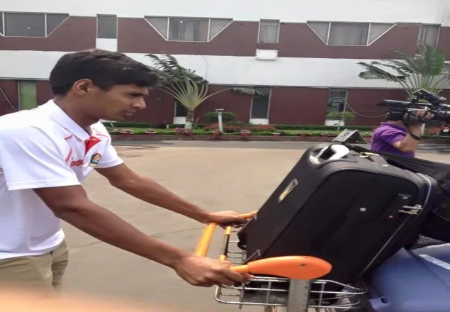 ক্ষত শুকিয়ে আসায় দেশে ফিরছেন মুস্তাফিজ 