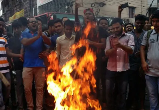 জবি শিক্ষার্থীদের ধর্মঘট চলছে
