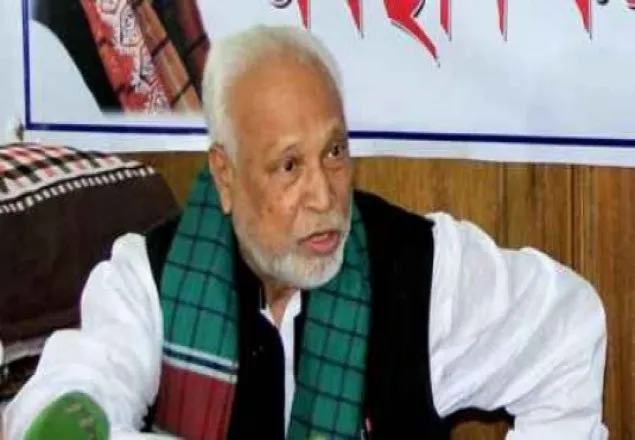 বন্যাদুর্গতদের সাহায্য করতে সম্পূর্ণ ব্যর্থ, পদত্যাগ দাবি