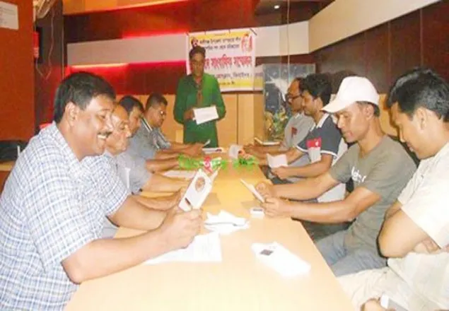 এমপিকে জেএমবি পরিচয়ে হুমকি: বাস্তুহারা লীগ নেতার অস্বীকার