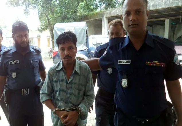 কুমিল্লায় মহানবী (সা:) কে কটুক্তি করায় আটক ১