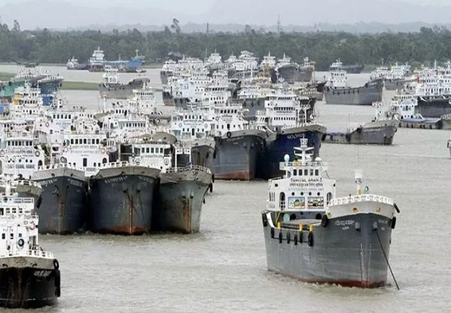 নৌ শ্রমিকদের ধর্মঘট প্রত্যাহার
