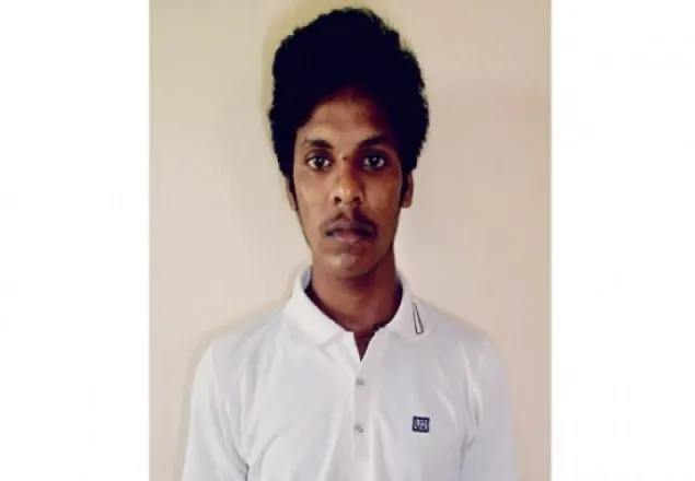 দারিদ্রতার কাছে হার মানেনি মিরসরাইয়ের নোমান