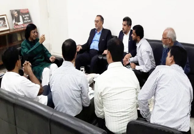 রাবি ভিসির সাথে ইরান দূতাবাস প্রতিনিধি দলের সাক্ষাত