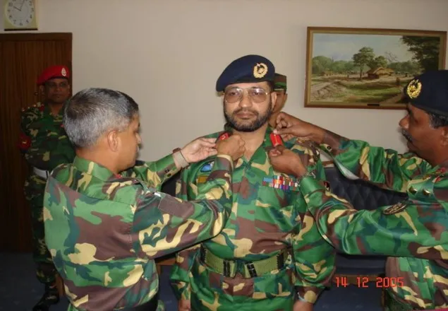 সাবেক ব্রি. জেনারেল আযমীর খোঁজ চেয়ে বৃদ্ধা মায়ের আবেদন