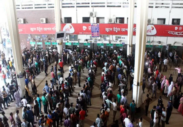 চতুর্থ দিন, টিকিট প্রত্যাশীদের উপচেপড়া ভিড়
