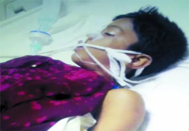 হারুনের পায়ুপথে বাতাস, উল্লাসে মেতে ওঠে ওয়ার্কশপ মালিক