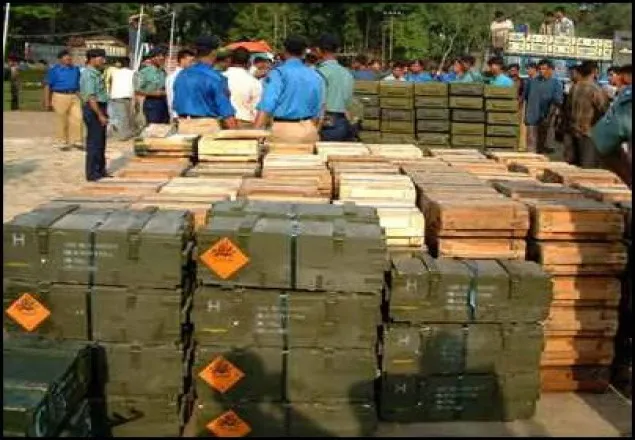 দশ ট্রাক অস্ত্র মামলার আসামি পেয়ারকে দেশে ফেরত