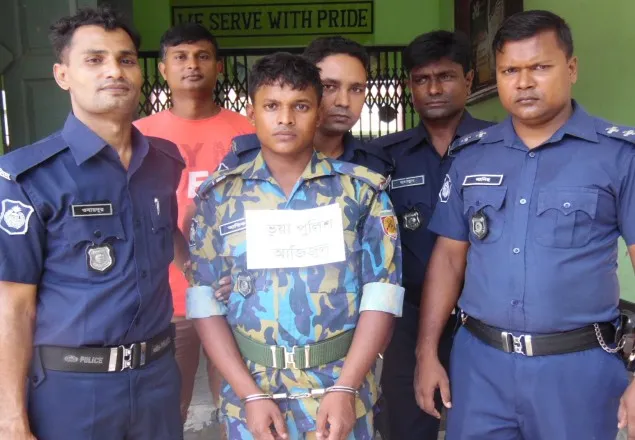 বিরামপুরে পুলিশের ভুয়া পরিচয়ে আটক এক
