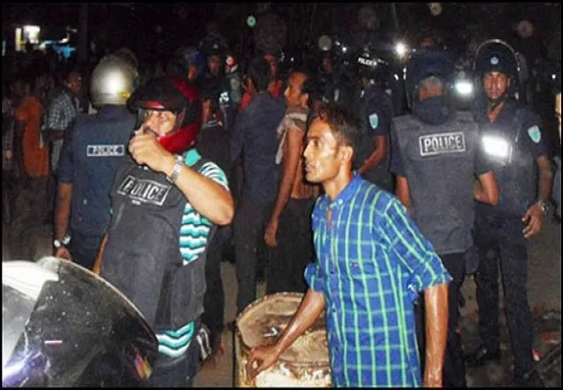 হবিগঞ্জে ৮ গ্রামে সংঘর্ষে পুলিশসহ শতাধিক আহত 