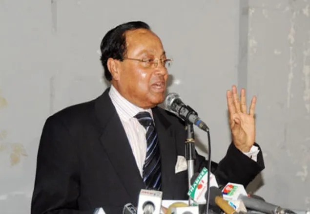 ‘শপথ ভঙ্গ’ করায় দু'মন্ত্রীর পদত্যাগ দাবি 