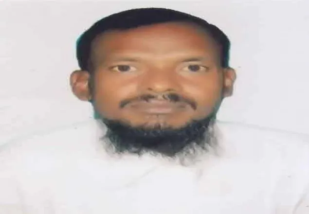 দুটি কিডনী অকেজো হওয়ায় বাঁচার আকুতি 