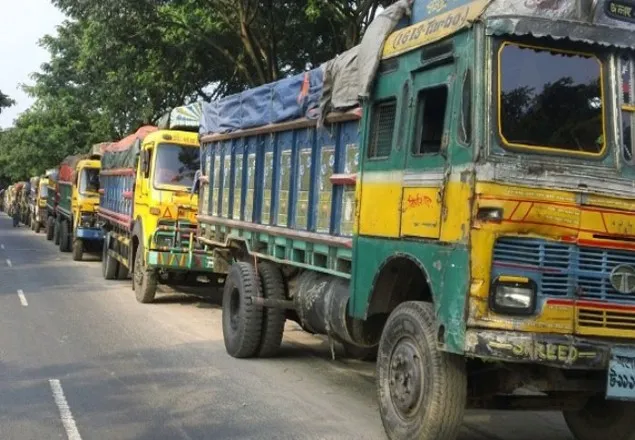 ঈদের ৬ দিন ট্রাক-লরি চলাচলে নিষেধাজ্ঞা