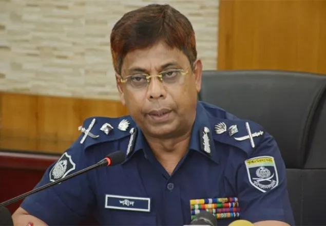 লঞ্চে অতিরিক্ত যাত্রী বহন করতে দেয়া হবে না : আইজিপি 