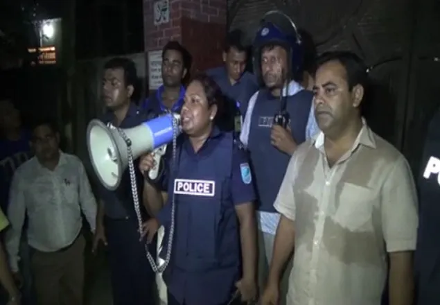 নরসিংদীতে পুলিশ-ডাকাত বন্দুকযুদ্ধ, আটক ৪