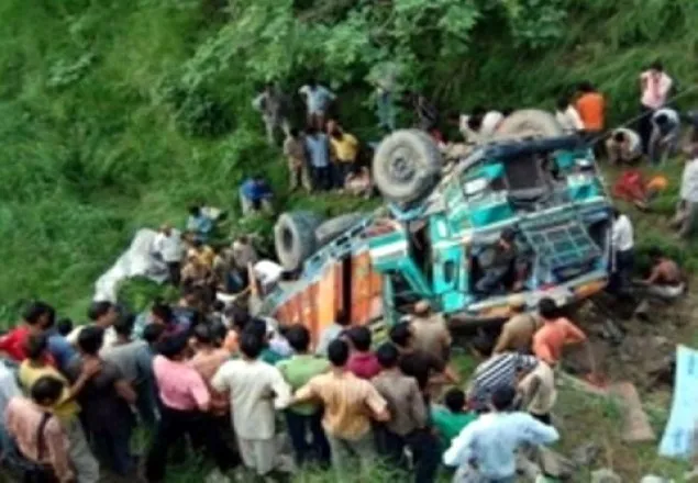 ভারতে সড়ক দুর্ঘটনায় নিহত ২১