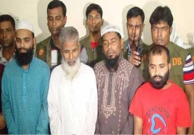 সিরাজগঞ্জে 'জেএমবি'র ৪ সদস্য আটক 