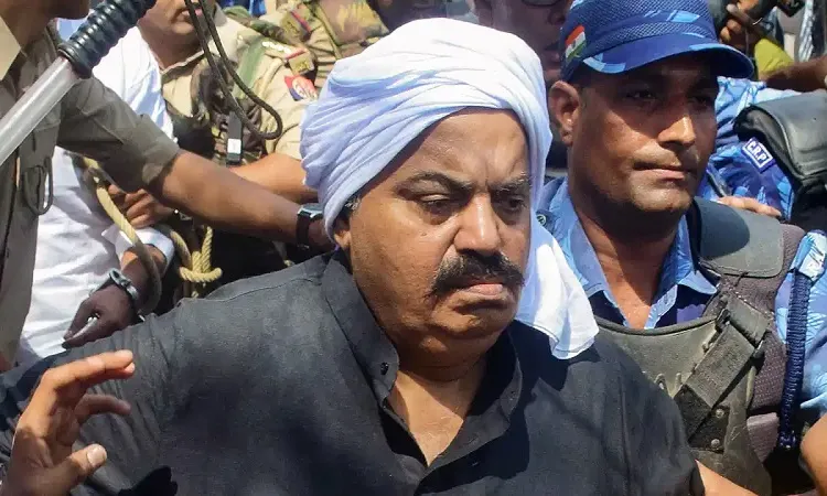 মাফিয়া ডন থেকে যেভাবে রাজনীতিবিদ হয়েছিলেন আতিক আহমেদ