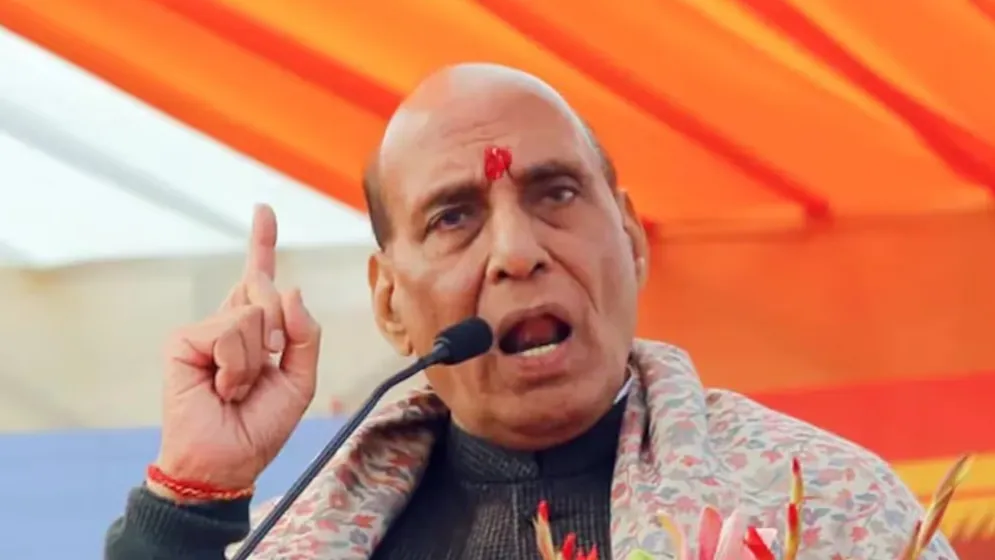 সন্ত্রাসে মদদ দিলে হামলা, কড়া বার্তা ভারতের
