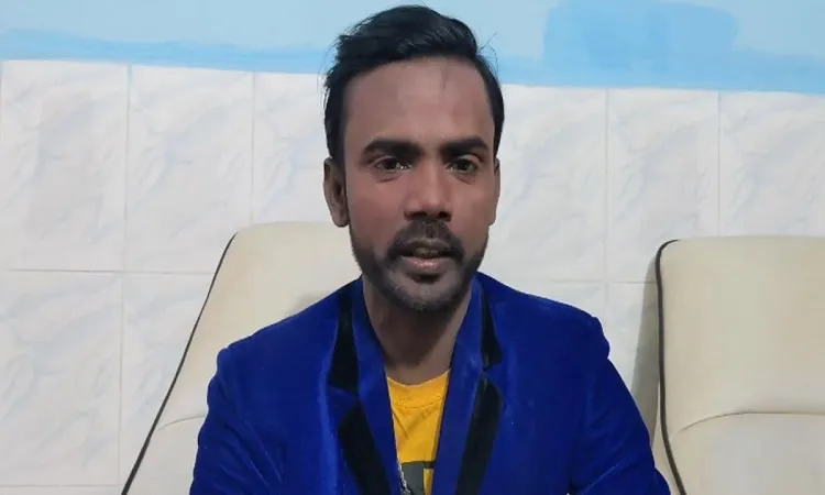 ঢাকা-১৭ আসনের উপনির্বাচনে প্রার্থী হতে চান হিরো আলম