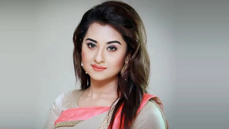 শাকিবের সঙ্গে ডিভোর্স হয়নি: শবনম বুবলী