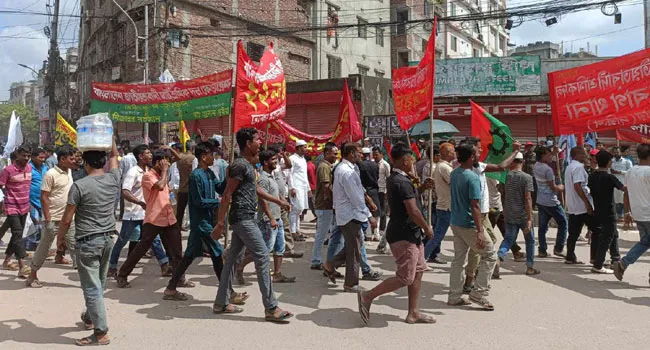 রাজধানীতে বিএনপির গণমিছিল, অংশ নিতে জড়ো হচ্ছেন নেতাকর্মীরা