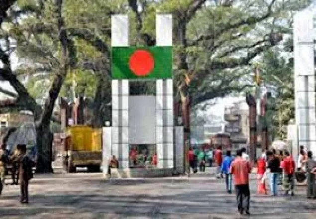 বেনাপোলের সীমান্তে ১৭ নারী-পুরুষ আটক