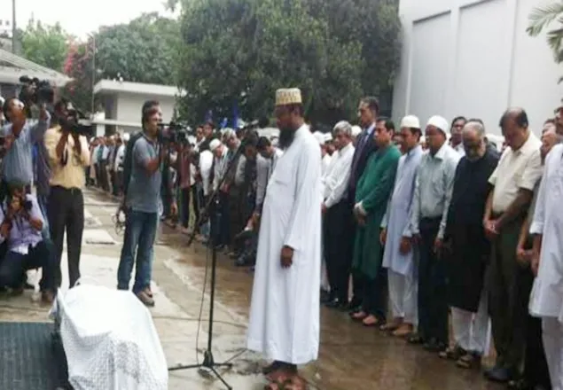 সৈয়দ হকের প্রথম জানাজা অনুষ্ঠিত