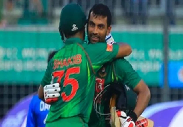 হঠাৎ ছন্দপতনে বাংলাদেশের সংগ্রহ ২৭৯ রান