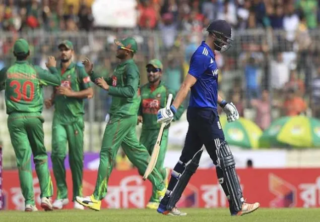 ইংল্যান্ডকে চাপে ফেলল বাংলাদেশ