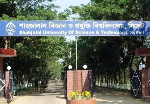 ক্যাম্পাস থেকে ছাত্রীকে তুলে নিয়ে যাওয়ার চেষ্টা!