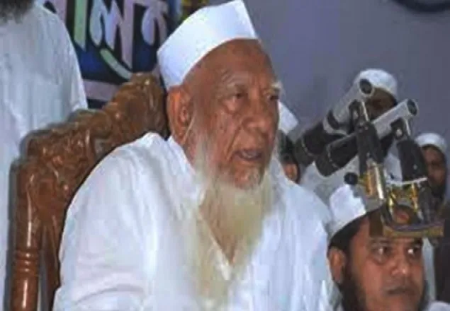 কওমি শৃঙ্খলা বিরোধী অপতৎপরতা সম্পর্কে সতর্ক থাকতে হবে : আল্লামা শফী