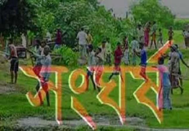 শিশু ধর্ষণের জেরে কিশোরগঞ্জে সংঘর্ষে দু’ভাই নিহত, আহত ৪০