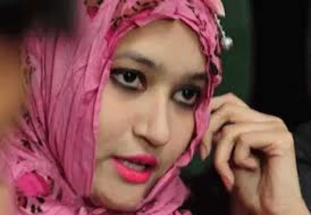 সুন্নত তরিকায় বিয়ে করলেন হ্যাপি