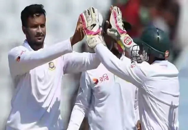 চট্রগ্রাম টেষ্টে  স্পিন জাদুতে ক্ষত বিক্ষত ইংল্যান্ড