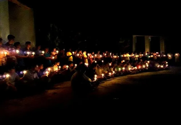 রাবিতে লিপু হত্যার বিচার দাবিতে প্রদীপ প্রজ্জ্বালন