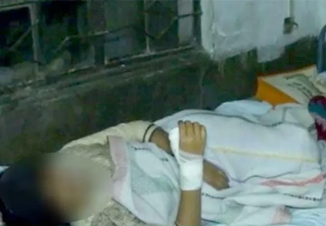 প্রেমের প্রস্তাব প্রত্যাখ্যান করায় স্কুলছাত্রীকে ছুরিকাঘাত