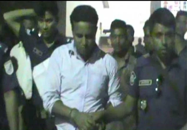 প্রেমের সম্পর্কে বিয়ে: স্কুলশিক্ষিকাকে পিটিয়ে হত্যা করলো স্বামী