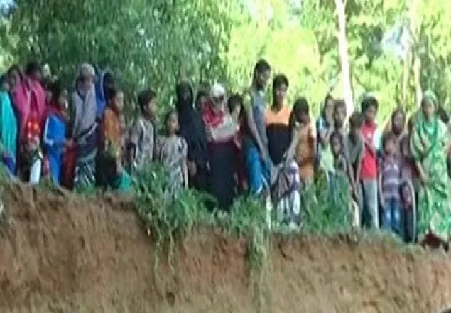 হবিগঞ্জে পাহাড়ধসে দুই শ্রমিক নিহত