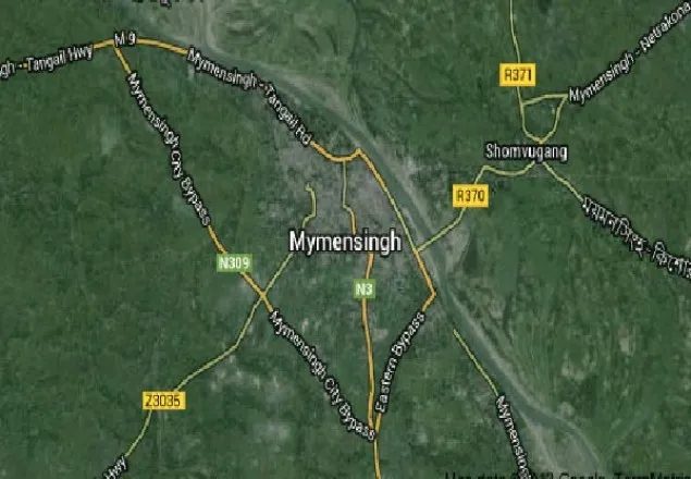 নিয়ন্ত্রণ হারিয়ে পিকআপ খাদে, নিহত ২ 