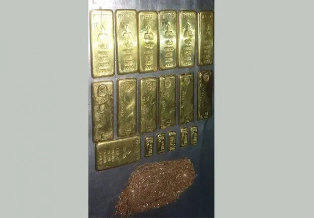 শাহজালালে ১৪ কেজি স্বর্ণ জব্দ 