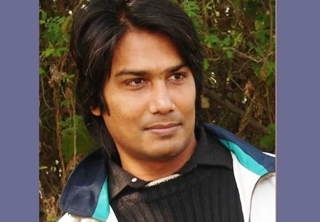 রাবি শিক্ষিকার ‘আত্মহত্যার’ ঘটনায় সহকর্মী আটক