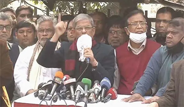 সরকার খালেদা জিয়াকে রাজনীতি থেকে সরিয়ে দিতে চায় : ফখরুল