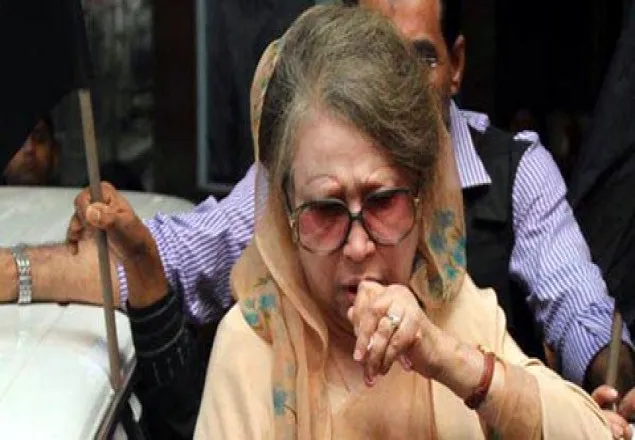 খালেদার বিরুদ্ধে গ্রেফতারি পরোয়ানা জারি
